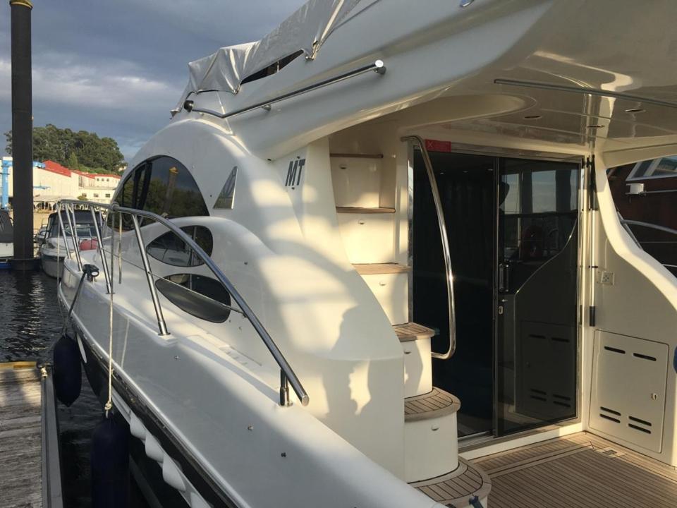 Private Yacht- Douro River Oporto